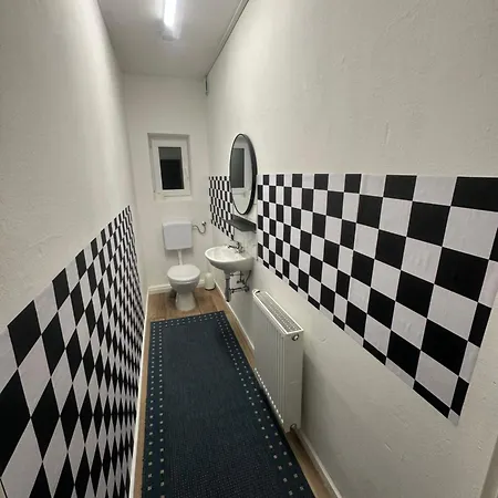 Accommodatie bij particulieren Gaestezimmer Tokyo Im Werkmotel *